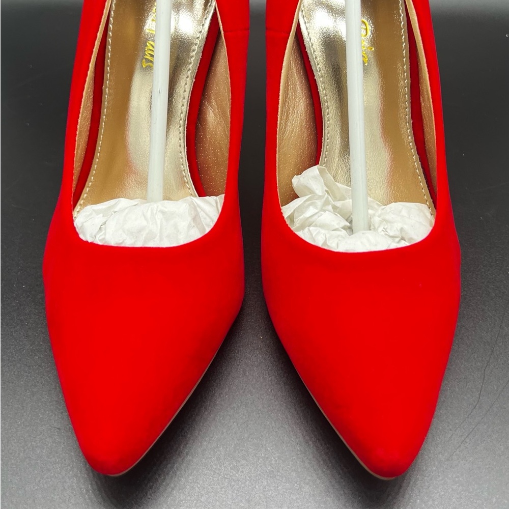 6.5 Red Suede feel Dream Pairs heels